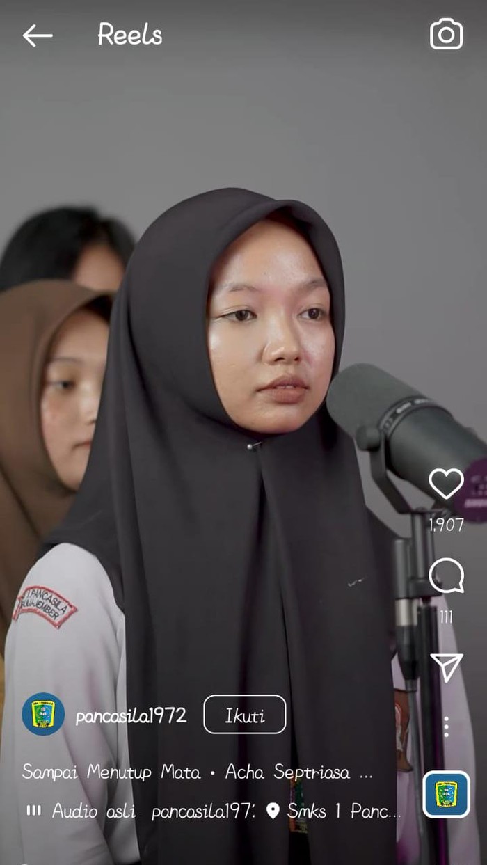 Aksi pelajar SMK 1 Pancasila Ambulu, Jember men-cover lagu menuai decak kagum warganet