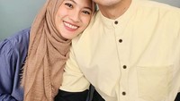 Alyssa Soebandono dulunya aktif sebagai aktris yang membintangi sinetron. Kini ia telah memiliki keluarga kecil setelah menikah dengan Dude Herlino pada 2014 lalu. Foto: Instagram @ichasoebandono