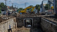 Pemerintah Kota Bandung membangun kolam retensi di Margahayu dengan daya tampung air sebanyak 2.339 meter kubik.  