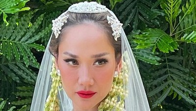 7 Foto Bunga Citra Lestari Jadi Pengantin Jawa Tanpa Paes