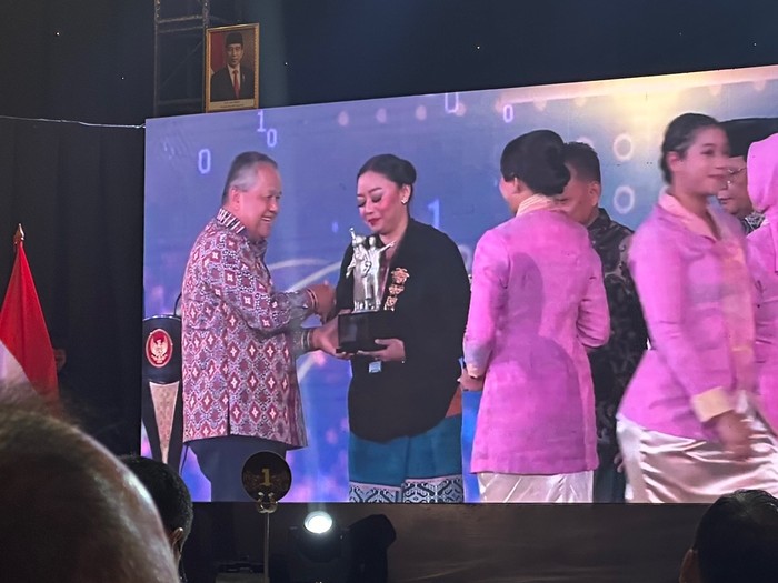 DANA Raih Penghargaan