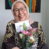 Meskipun statusnya bukan lagi menantu Sinclair, hubungan BCL dan keluarga Ashraf tetap hangat. Dida Sinclair juga menuliskan pesan menyentuh saat mengunggah momen pernikahan BCL dan Tiko di Instagram. Foto: dok. Instagram @dida_sinclair