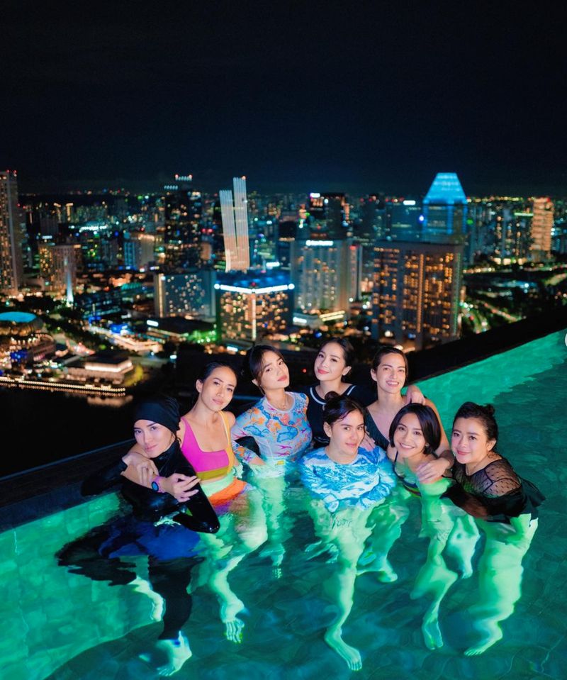 Fuji bersama Glow Squad