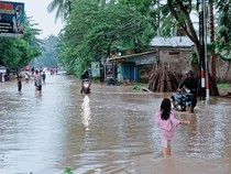 Waspada Cuaca Ekstrem, NTB Berpotensi Diguyur Hujan Petir hingga 22 Maret