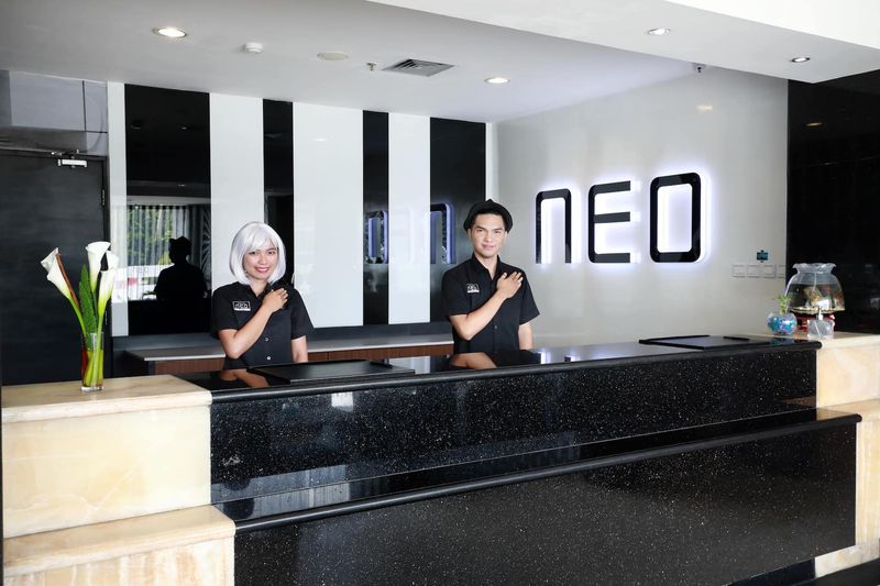 hotel neo