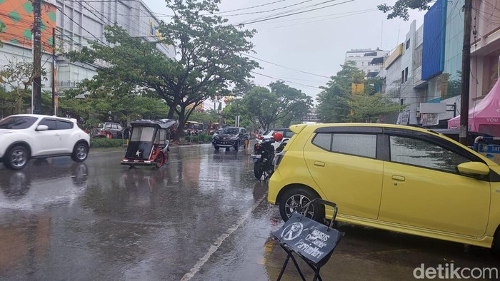 Cuaca Makassar Hari Ini 16 Desember Waspada Hujan Dan Angin Kencang Di