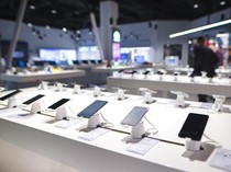 Kepala Toko di Palembang Diduga Gelapkan 115 Handphone