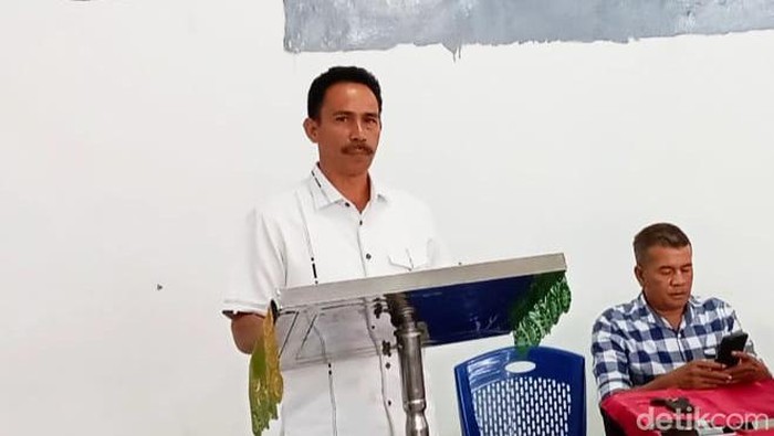 Ketua Ikatan Keluarga Flobamora Kota Sorong Martinus Lende Mere. Juhra Nasir/detikcom