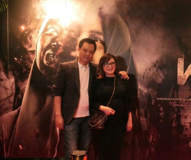 Melansir detikhot, Kiki yang ditemui di Studio Trans 7, Tendean, Jakarta Selatan, mengaku sudah naik sebanyak 17 kilo gram di kehamilan pertamanya. Walaupun demikian Kiki masih tetap aktif beraktivitas dan tak mau hanya berdiam diri. Foto: Instagram/@kikiamaliaworld