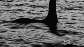 Monster Loch Ness tinggal di Skotlandia. Sulit dipahami, Monster Loch Ness dilaporkan terus hidup di Danau Loch Ness Skotlandia dan telah memikat publik selama ribuan tahun.Foto: popularmechanics