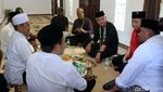 Momen Ganjar Silaturahmi ke Ponpes Syaikhona Cholil Balikpapan