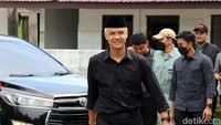 Tentu jadi perhatian, karena banyak ponpes, karena mereka menanyakan komtimen-komitmen itu. Maka saya ceritakan, undang-undangnya sudah ada, dana abadi sudah disiapkan Kementerian Keuangan, tinggal melaksanakan, ujar Ganjar, Selasa (5/12/2023).  