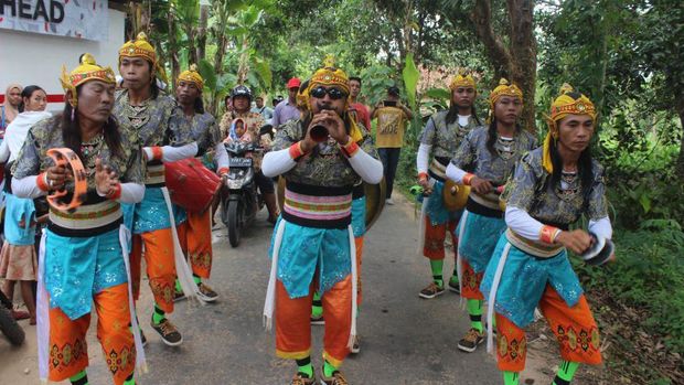 Musik Saronen khas Madura.