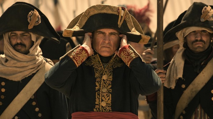 Cuplikan adegan dalam film Napoleon (2023).