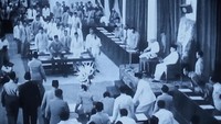 Sukarno juga mengajak Nehru ke Gedung DPR. Di sana, ia menyampaikan pidato. Foto: Arsip Nasional Republik Indonesia