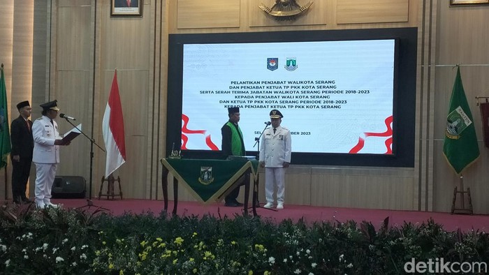 Pelantikan Yedi Rahmat sebagai Pj Wali Kota Serang