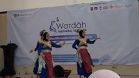 Wardah Inspiring Teacher adalah bentuk apresiasi untuk guru berupa program belajar untuk meningkatkan kompetensi. Pada tahun ini, peserta mendapat pelatihan dan pendampingan untuk menerapkan Projek Penguatan Profil Pelajar Pancasila (P5) selama tiga bulan. Foto: Yayasan Guru Belajar