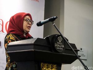 Putri Maruf Amin hingga OJK Ajak Ibu-ibu Merdeka Finansial