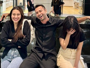 Maksud di Balik Raffi Ahmad Rangkul Aaliyah Massaid dan Fuji