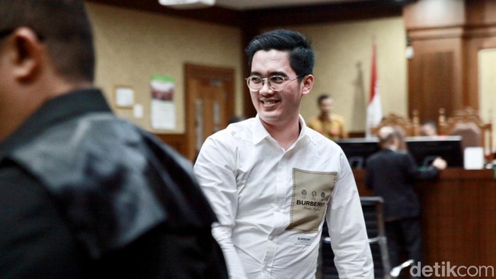 Dadan Tri Yudianto mengikuti sidang lanjutan pemeriksaan saksi di Pengadilan Tipikor, Jakarta Pusat, Selasa (5/12/2023). Hakim Ketua menunda sidang pemeriksaan saksi terhadap terdakwa dan akan dilanjutkan kembali pada Selasa (12/12) pekan depan.