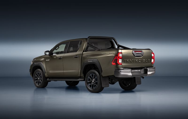Toyota Hilux Hybrid 48 Volt
