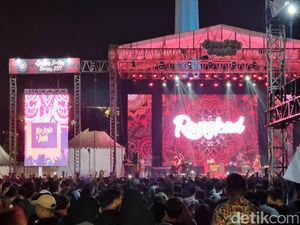 Bikers Bikin Acara di Tugu Pahlawan Izinnya Konser Tapi Ada Kaesang dan PSI