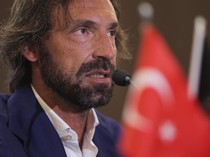 Baru Awal Musim, Sampdoria Pecat Andrea Pirlo dari Kursi Kepelatihan