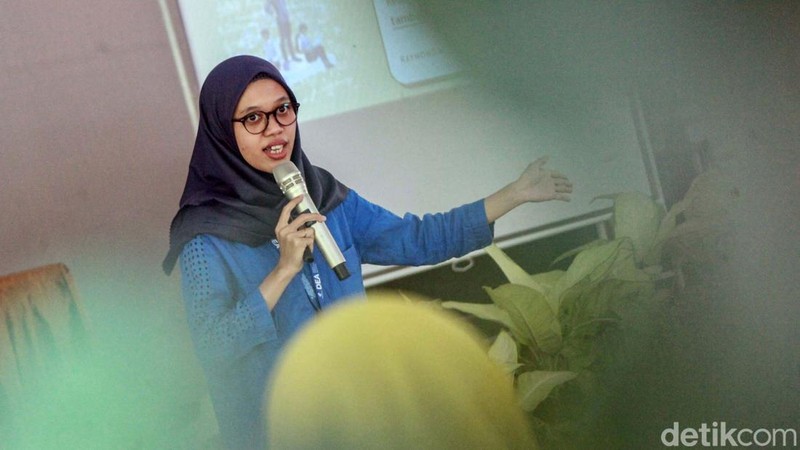 UMKM memang menjadi salah satu mesin perekonomian di Indonesia. Pelatihan Digital Entrepreneurship Academy menjadi solusi untuk para UMKM Go Digital.