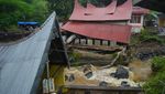 Banjir Menerjang Pariangan Imbas Hujan Lebat di Lereng Gunung Marapi