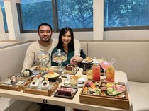 Cleopatra, Eks JKT48 yang Hobi Kulineran Seru Bareng Suami