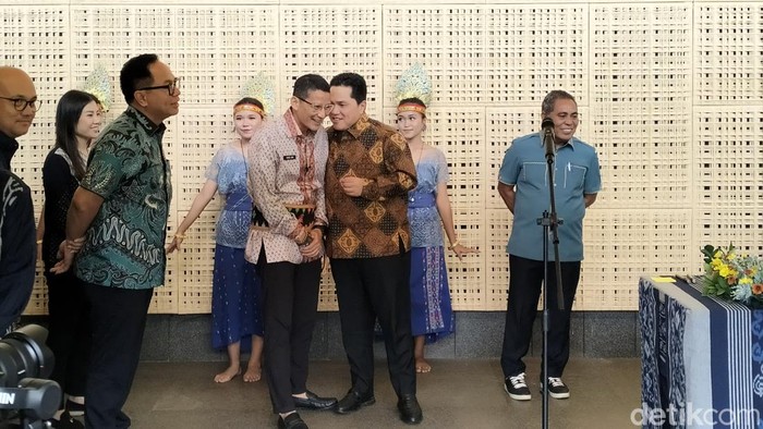 Erick Thohir dan Sandiaga Uno saat di Rakornas 2 DPSP di Labuan Bajo, NTT.