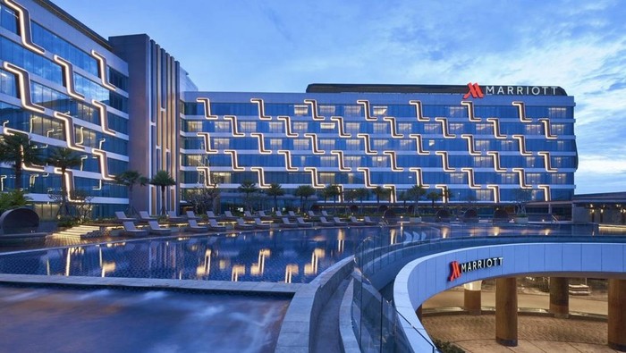 Gedung Yogyakarta Marriot Hotel.