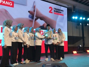 Terima Dukungan Perdana, Gibran Janji Kuatkan Perlindungan Perempuan-Anak