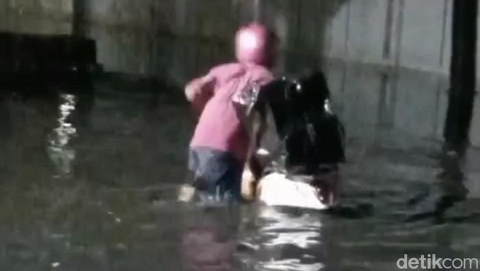 gresik banjir
