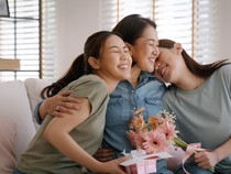 35 Puisi tentang Ibu, Penuh Makna dan Menyentuh Hati