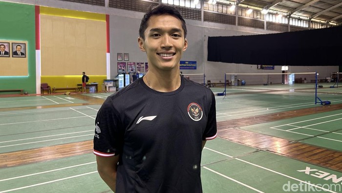 Jonatan Christie, atlet bulutangkis tunggal putra Indonesia.