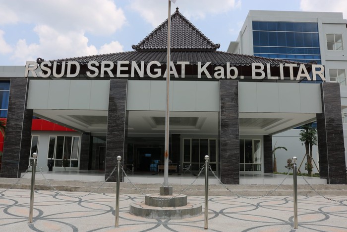 Kehadiran RSUD Srengat mampu menjawab kebutuhan layanan kesehatan bagi warga wilayah barat Kabupaten Blitar.