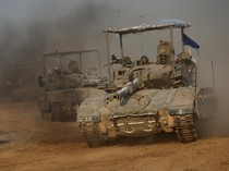 Konvoi Tank Israel Mulai Jajah Gaza Selatan