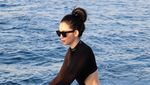 6 Potret Lisa Oktaviani Main Jetski