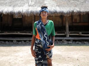Melawat Budaya Sumba di Kampung Adat Padatita