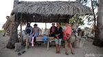 Menikmati Indahnya Pantai Walakiri NTT