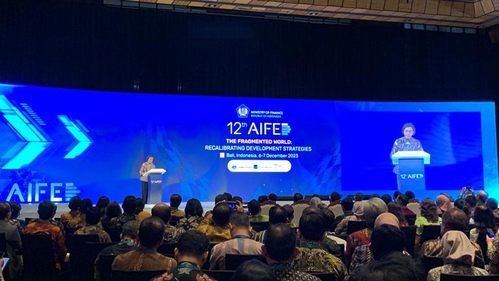 Menteri Keuangan Sri Mulyani Indrawati saat membuka AIFED ke-12 di Grand Hyatt Bali