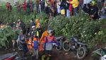 Momen Evakuasi Jenazah di Gunung Marapi, 23 Pendaki Tewas
