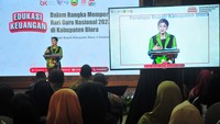 Beginilah mereka saat mengikuti kegiatan literasi dan edukasi keuangan di Pendopo Kabupaten Blora, Jawa Tengah.