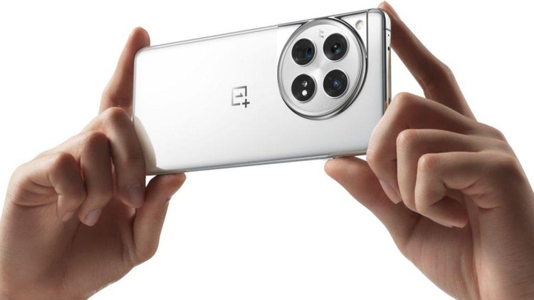 OnePlus 12