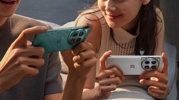 10. OnePlus 12: Snapdragon 8 Gen 3 + 16 GB + 512 GB, skor 2.016.227. Foto: OnePlus