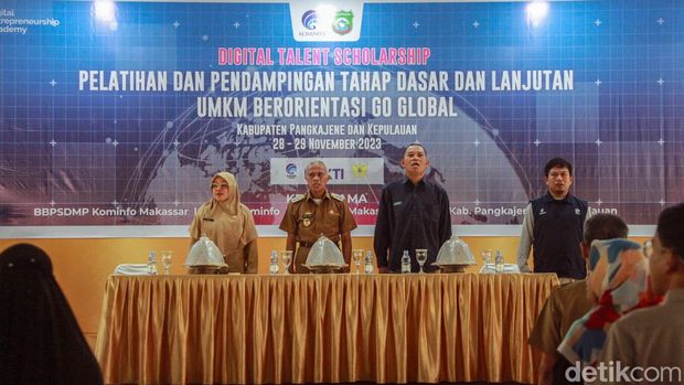 UMKM di Kabupaten Pangkajene dan Kepulauan mendapatkan pelatihan go digital bertajuk Digital Entrepreneurship Academy. Acara ini hasil kerja sama antara BBPSDMP Kominfo Makassar, Bakti Kominfo, Bea Cukai Makassar, dan Pemda Kabupaten Pangkep.