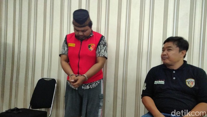Pelaku pecah kaca di Surabaya saat ditangkap