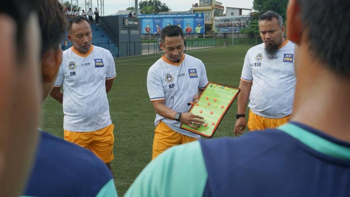 Pelatih fisik PSS Sleman, Kartono Pramdhan ikuti pelatihan Lisensi AFC Pro di Sentul, Bogor, Selasa (5/12/2023).