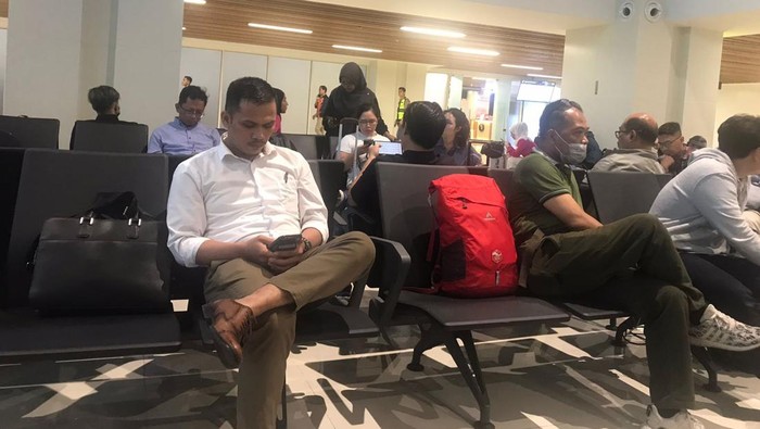 penumpang pelita air ditunda keberangkatannya gegara ada ancaman bom di bandara surabaya